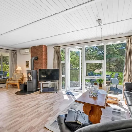 펜션 Edite - 500m From The Sea By Interhome