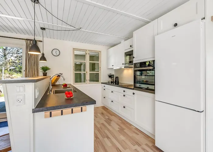 Prázdninový dům Edite - 500m From The Sea By Interhome